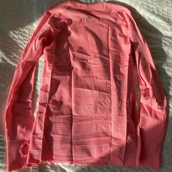 Lululemon Swiftly Tech Long Sleeve - Picture 2 of 4